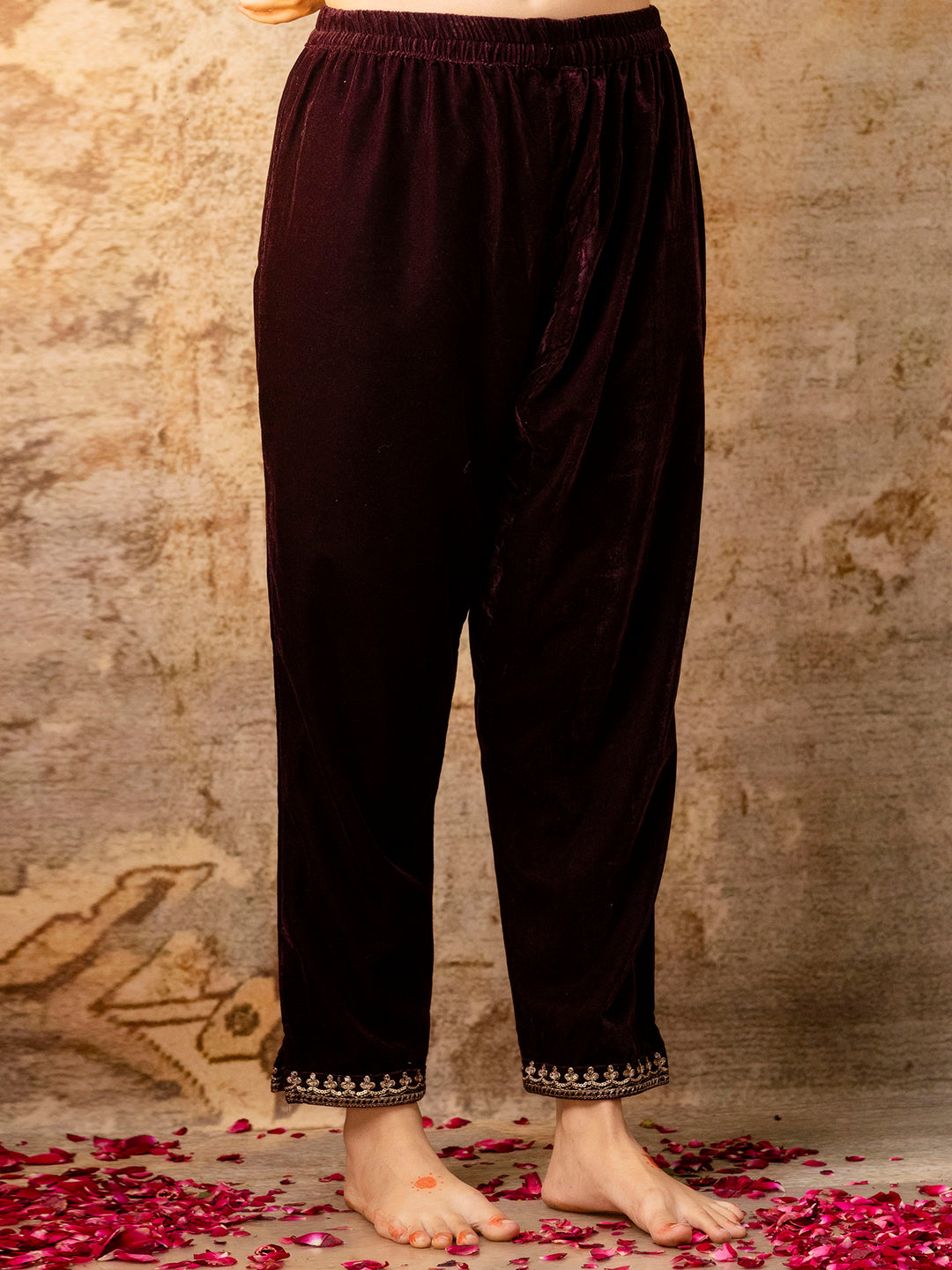 Women Velvet Kurta Pant Dupatta Set - FitVibe Fashion