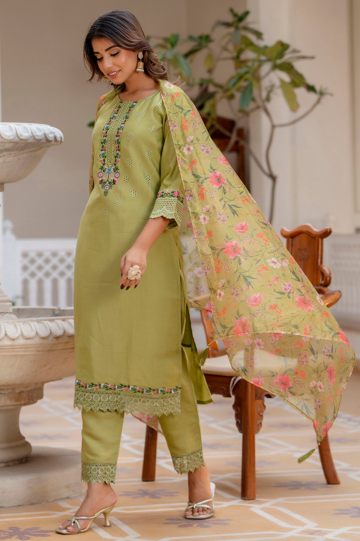 Vidya Women Kurta and Pant Sets Viscose Roman Silk Fabric - FitVibe Fashion