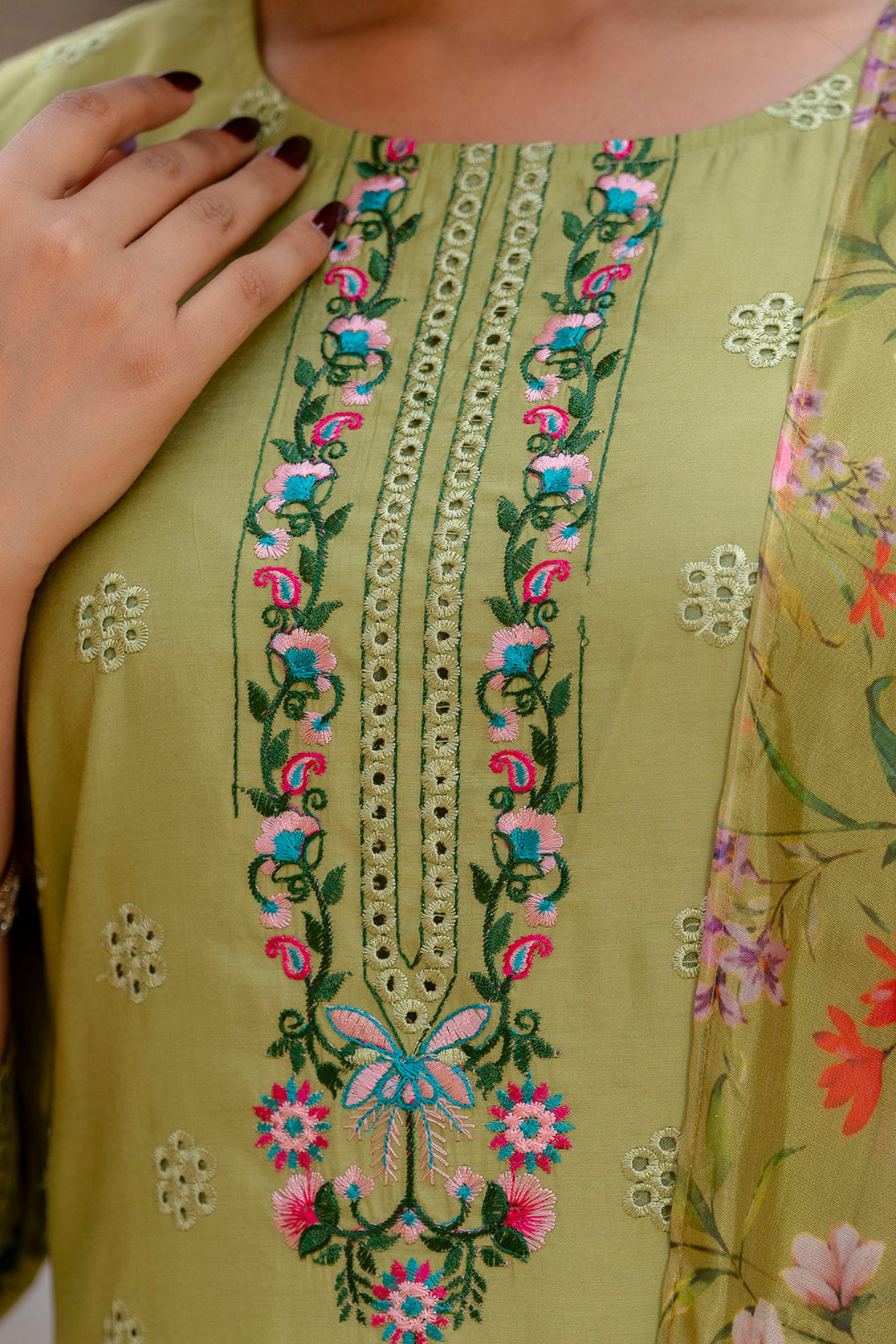 Vidya Women Kurta and Pant Sets Viscose Roman Silk Fabric - FitVibe Fashion