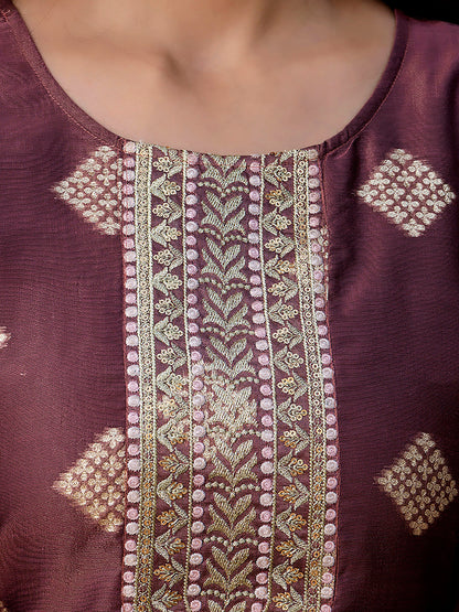 Women Embroidered Silk Blend Straight Kurta - FitVibe Fashion