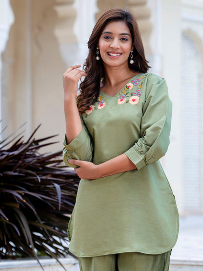 Women Solid Hand Work Embroidered Silk Blend Co-Ords Sets - FitVibe Fashion