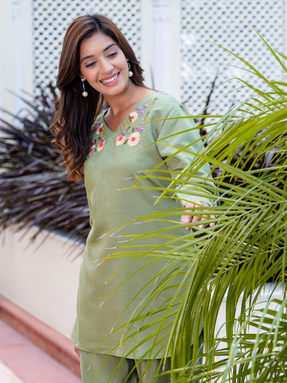 Women Solid Hand Work Embroidered Silk Blend Co-Ords Sets - FitVibe Fashion