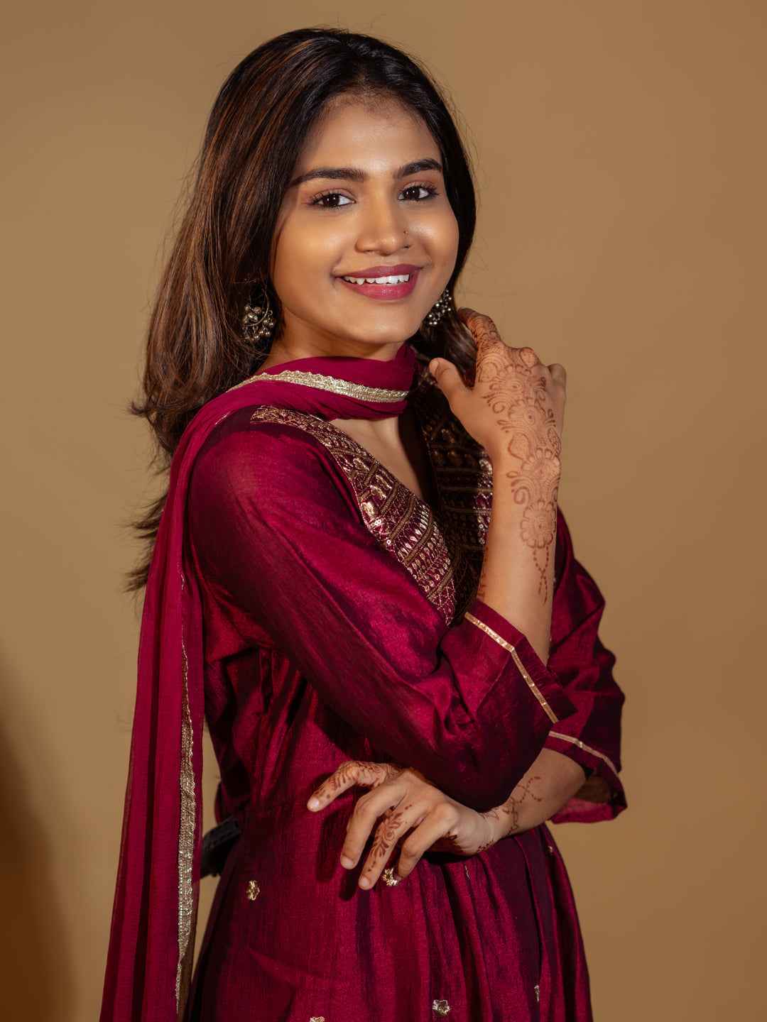 Aaradhya Women Flared Kurta and Trousers Pant Set Silk Blend