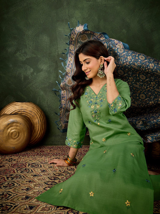 Sanskruta Women's Embroidered Cotton Kurta Pant Set with Dupatta - FitVibe Fashion