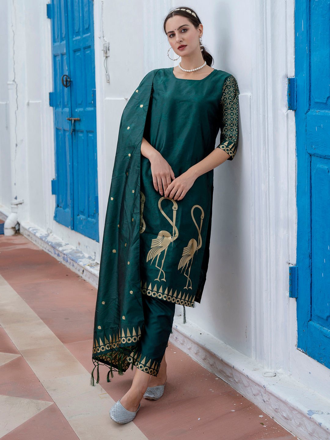 Yamini Cotton Silk Jacquard Kurta Pant with Banarasi Silk Dupatta – Elegant Ethnic 3-Piece Set for Women - FitVibe Fashion