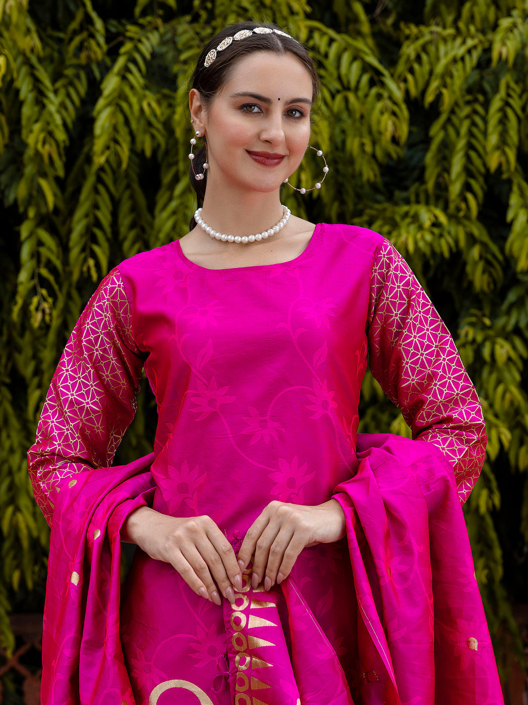 Yamini Cotton Silk Jacquard Kurta Pant with Banarasi Silk Dupatta – Elegant Ethnic 3-Piece Set for Women - FitVibe Fashion