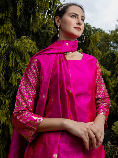 Yamini Cotton Silk Jacquard Kurta Pant with Banarasi Silk Dupatta – Elegant Ethnic 3-Piece Set for Women - FitVibe Fashion