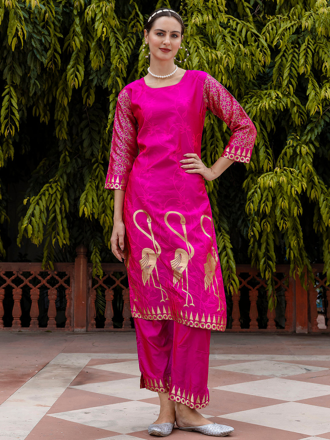 Yamini Cotton Silk Jacquard Kurta Pant with Banarasi Silk Dupatta – Elegant Ethnic 3-Piece Set for Women - FitVibe Fashion