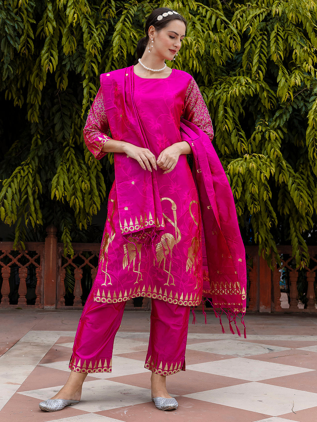 Yamini Cotton Silk Jacquard Kurta Pant with Banarasi Silk Dupatta – Elegant Ethnic 3-Piece Set for Women - FitVibe Fashion