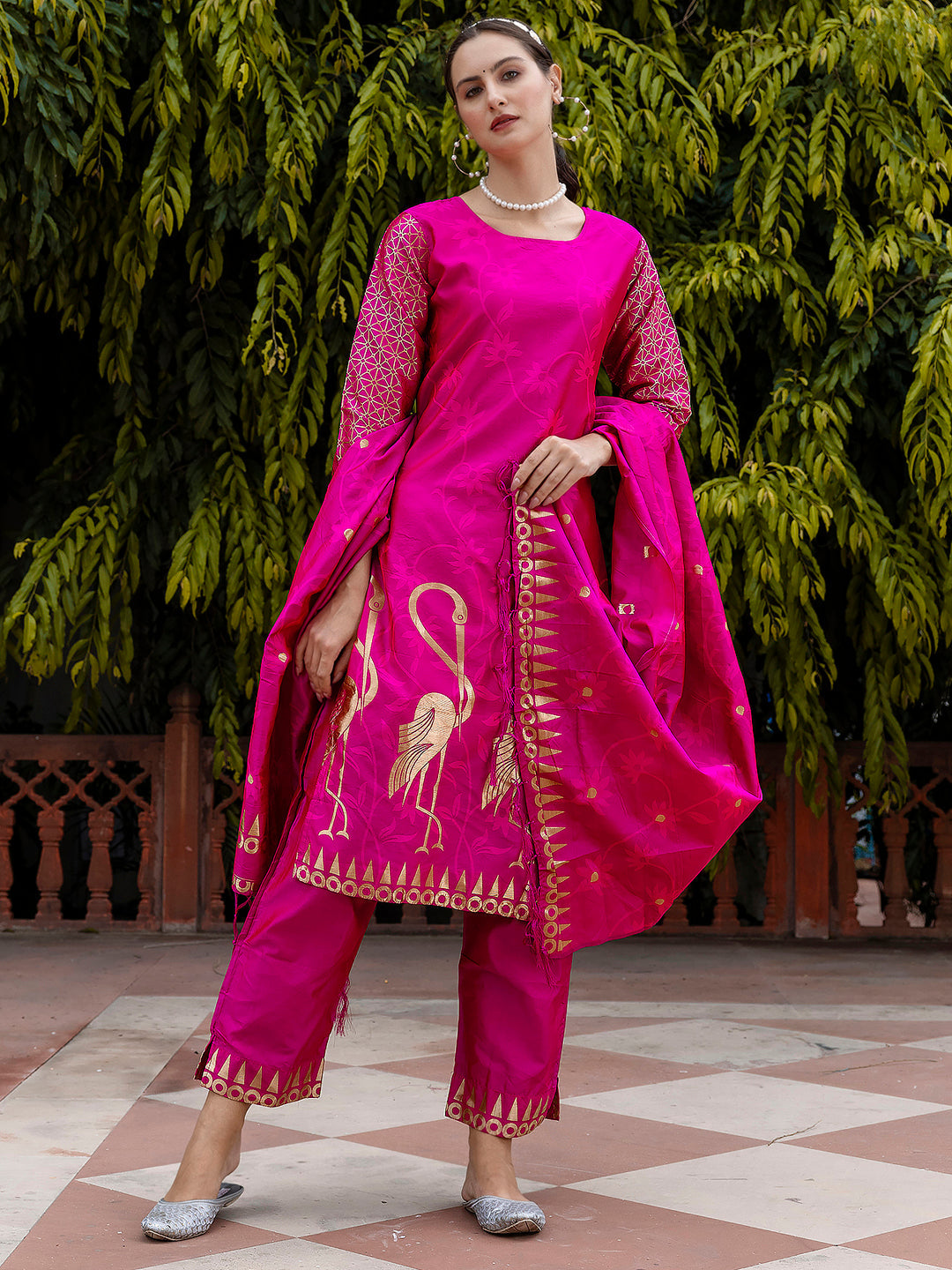 Yamini Cotton Silk Jacquard Kurta Pant with Banarasi Silk Dupatta – Elegant Ethnic 3-Piece Set for Women - FitVibe Fashion