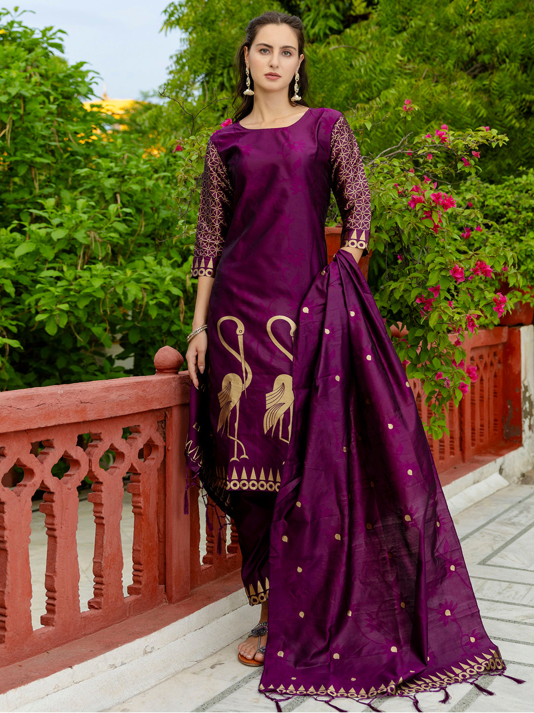 Yamini Cotton Silk Jacquard Kurta Pant with Banarasi Silk Dupatta – Elegant Ethnic 3-Piece Set for Women - FitVibe Fashion