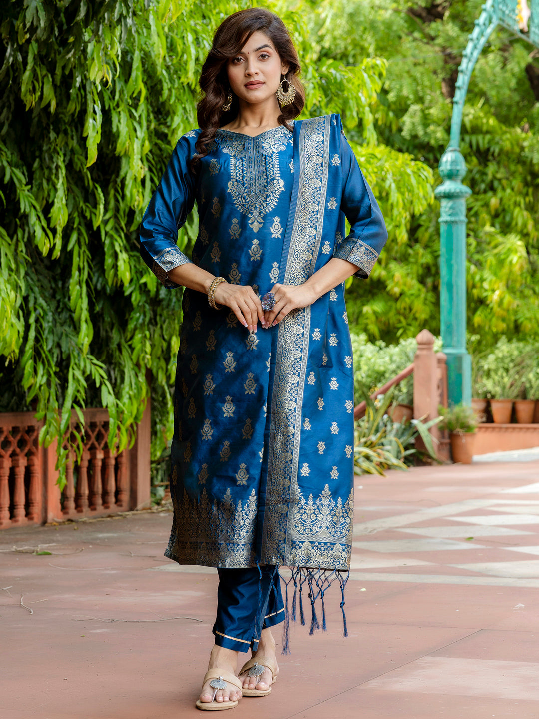 Sumiti Cotton Silk Jacquard Kurta Pant with Banarasi Dupatta – Stylish Party Wear Ethnic Ensemble for Women - FitVibe Fashion