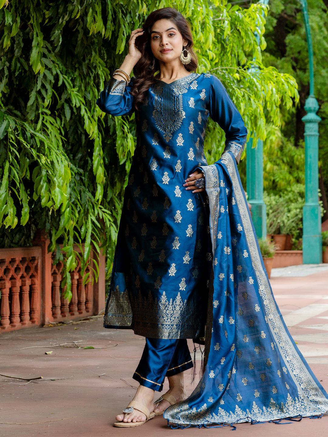 Sumiti Cotton Silk Jacquard Kurta Pant with Banarasi Dupatta – Stylish Party Wear Ethnic Ensemble for Women - FitVibe Fashion