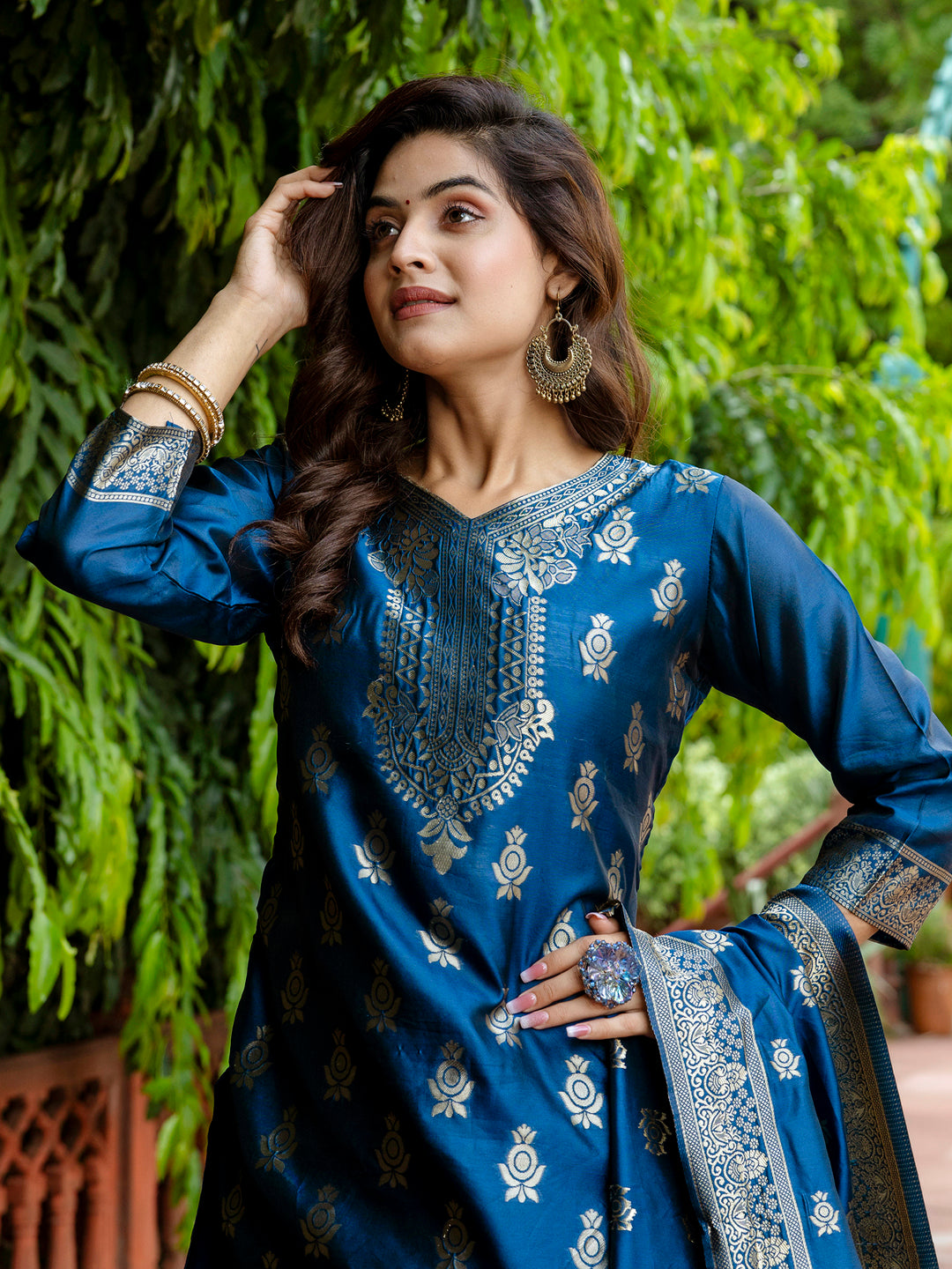 Sumiti Cotton Silk Jacquard Kurta Pant with Banarasi Dupatta – Stylish Party Wear Ethnic Ensemble for Women - FitVibe Fashion