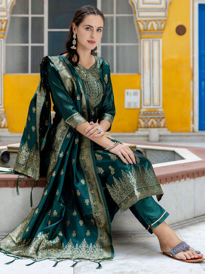 Sumiti Cotton Silk Jacquard Kurta Pant with Banarasi Dupatta – Stylish Party Wear Ethnic Ensemble for Women - FitVibe Fashion