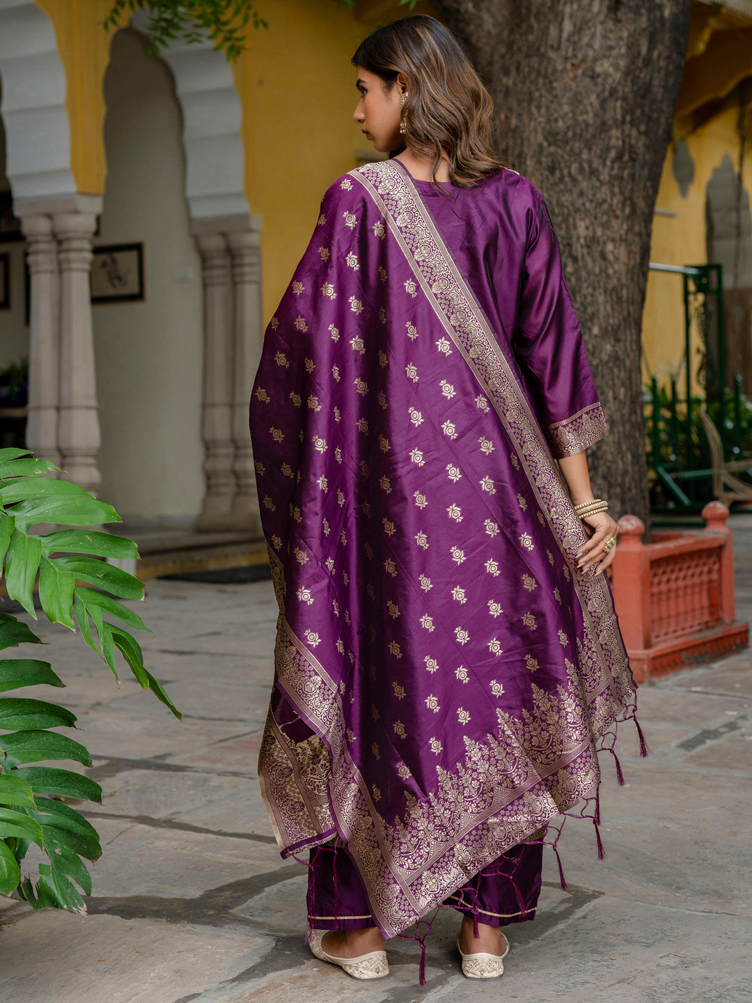 Sumiti Cotton Silk Jacquard Kurta Pant with Banarasi Dupatta – Stylish Party Wear Ethnic Ensemble for Women - FitVibe Fashion