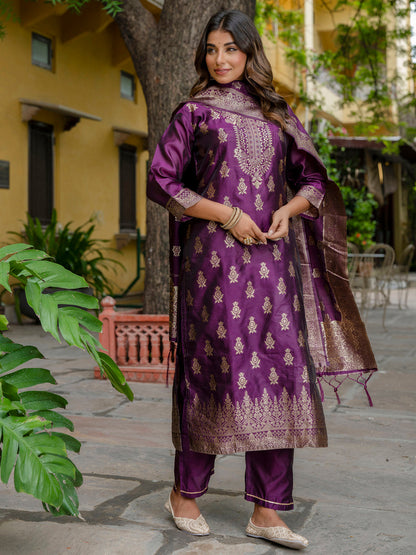 Sumiti Cotton Silk Jacquard Kurta Pant with Banarasi Dupatta – Stylish Party Wear Ethnic Ensemble for Women - FitVibe Fashion