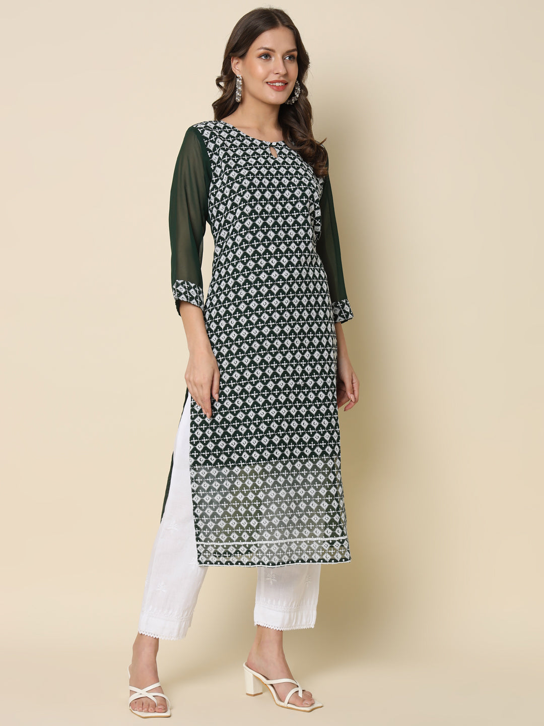 Women Chikan/ Chikankari Embroidery Georgette Straight Kurta - FitVibe Fashion