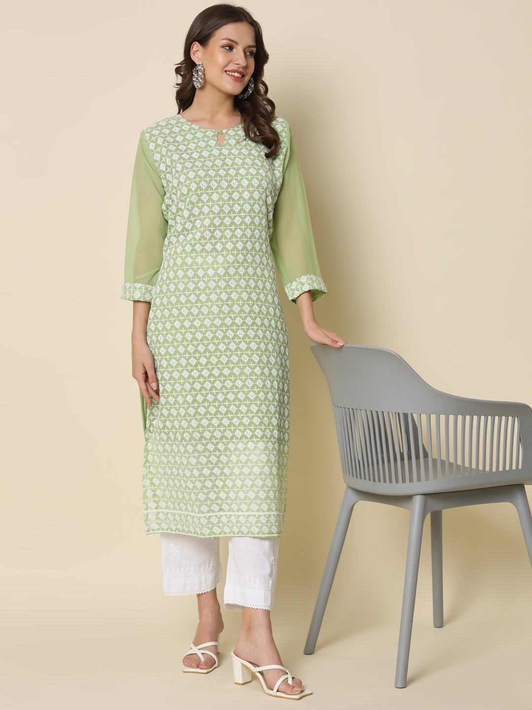 Women Chikan/ Chikankari Embroidery Georgette Straight Kurta - FitVibe Fashion