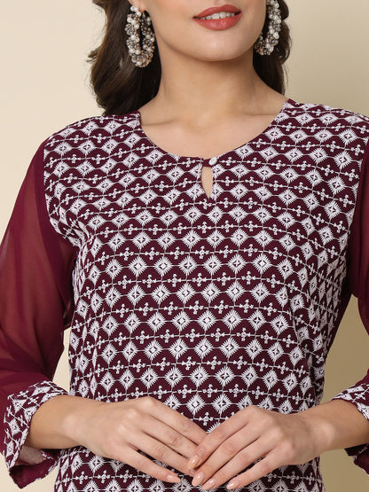 Women Chikan/ Chikankari Embroidery Georgette Straight Kurta - FitVibe Fashion