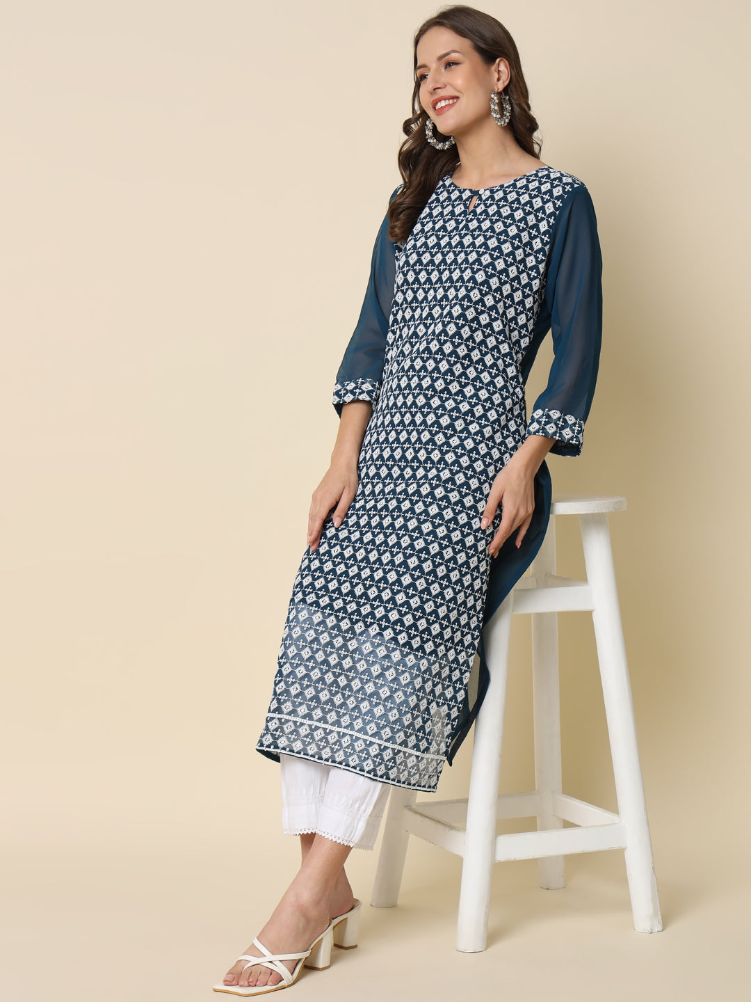 Women Chikan/ Chikankari Embroidery Georgette Straight Kurta - FitVibe Fashion