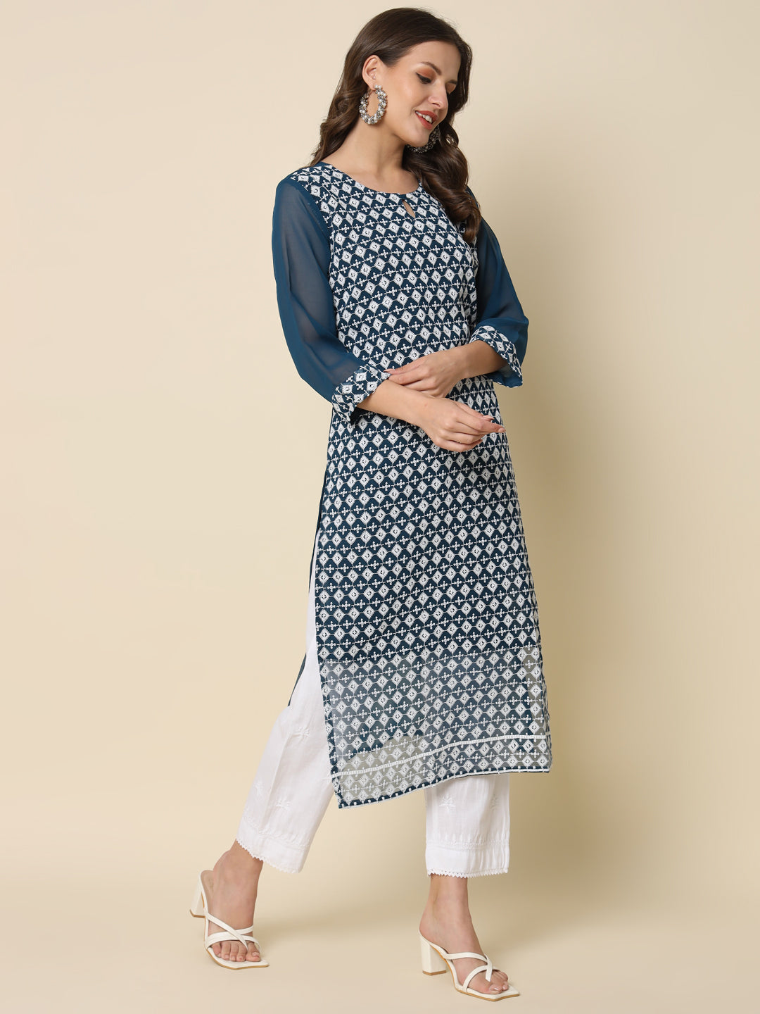 Women Chikan/ Chikankari Embroidery Georgette Straight Kurta - FitVibe Fashion