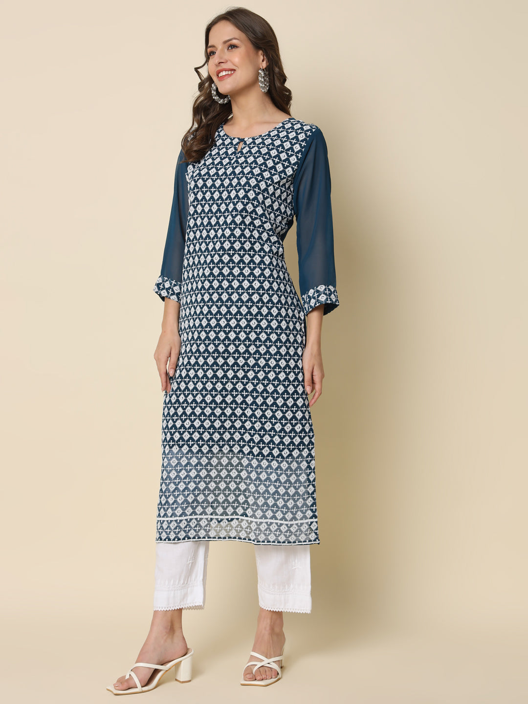 Women Chikan/ Chikankari Embroidery Georgette Straight Kurta - FitVibe Fashion