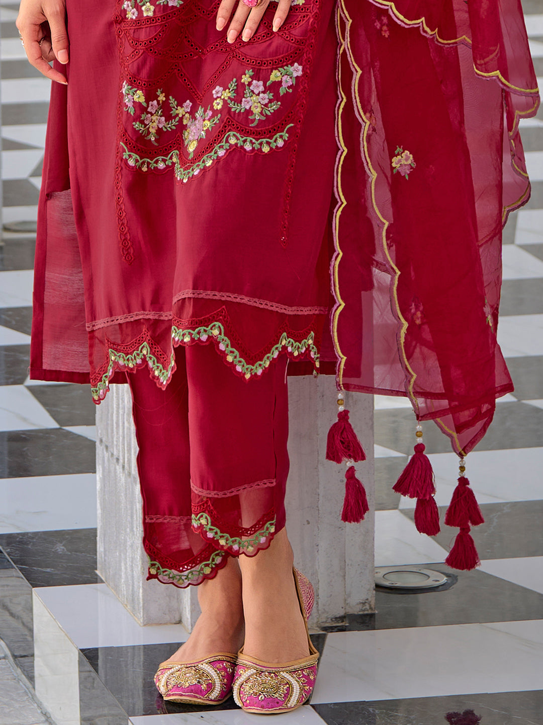 Women Silk Blend Kurta Pant Dupatta Set - FitVibe Fashion