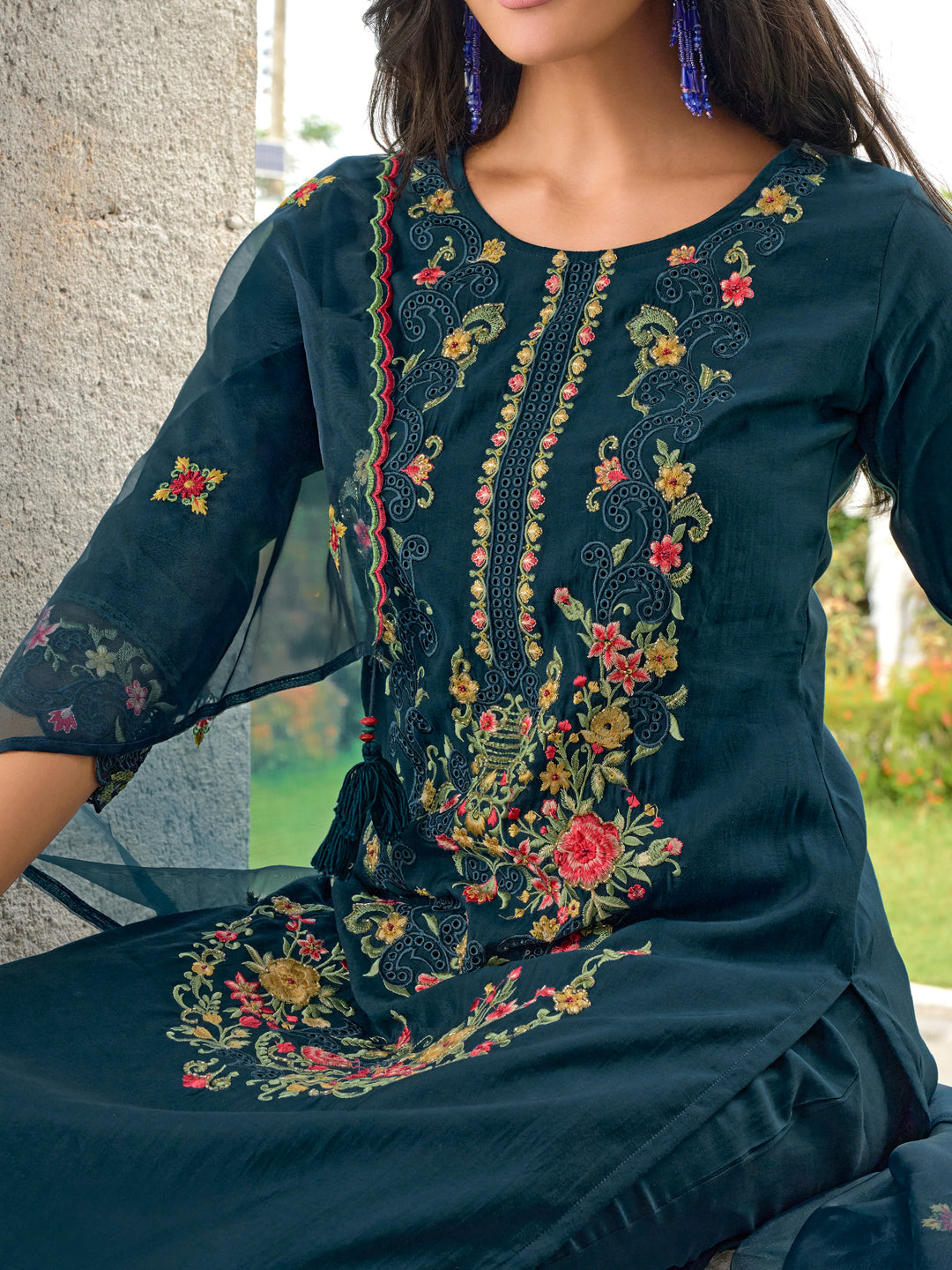 Women Silk Blend Kurta Pant Dupatta Set - FitVibe Fashion