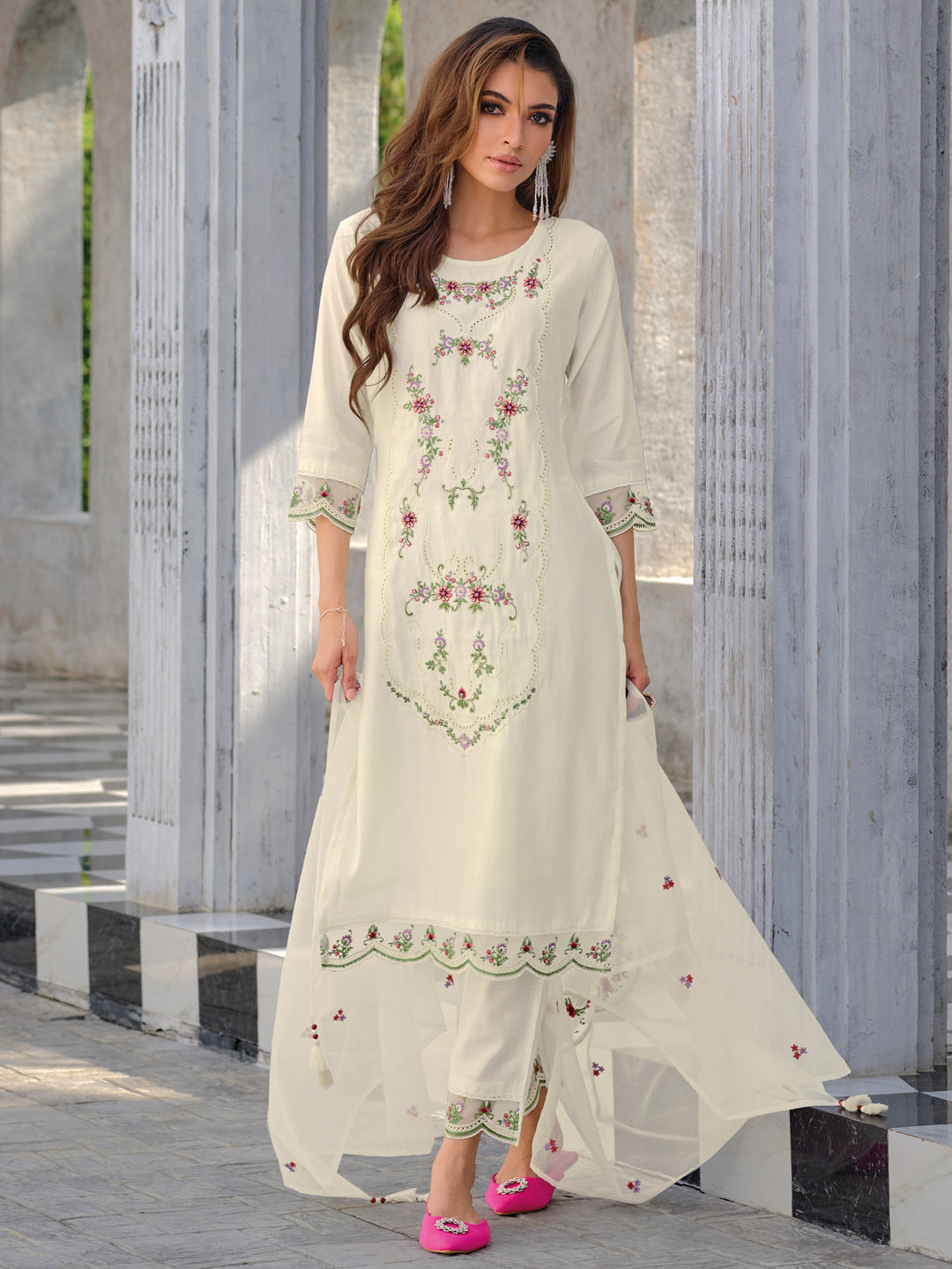 Women Silk Blend Kurta Pant Dupatta Set - FitVibe Fashion