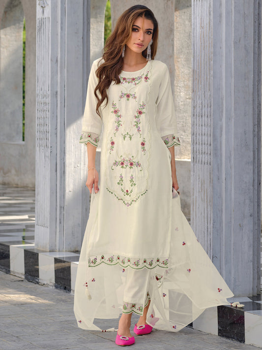 Women Silk Blend Kurta Pant Dupatta Set - FitVibe Fashion