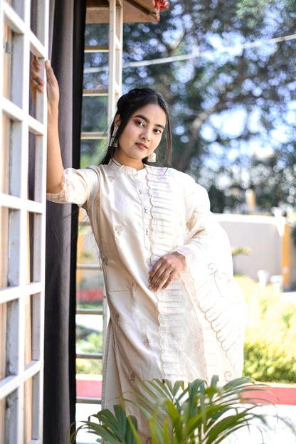 Harsita Silk Blend High Neck Kurta and Trousers Pant Set - FitVibe Fashion