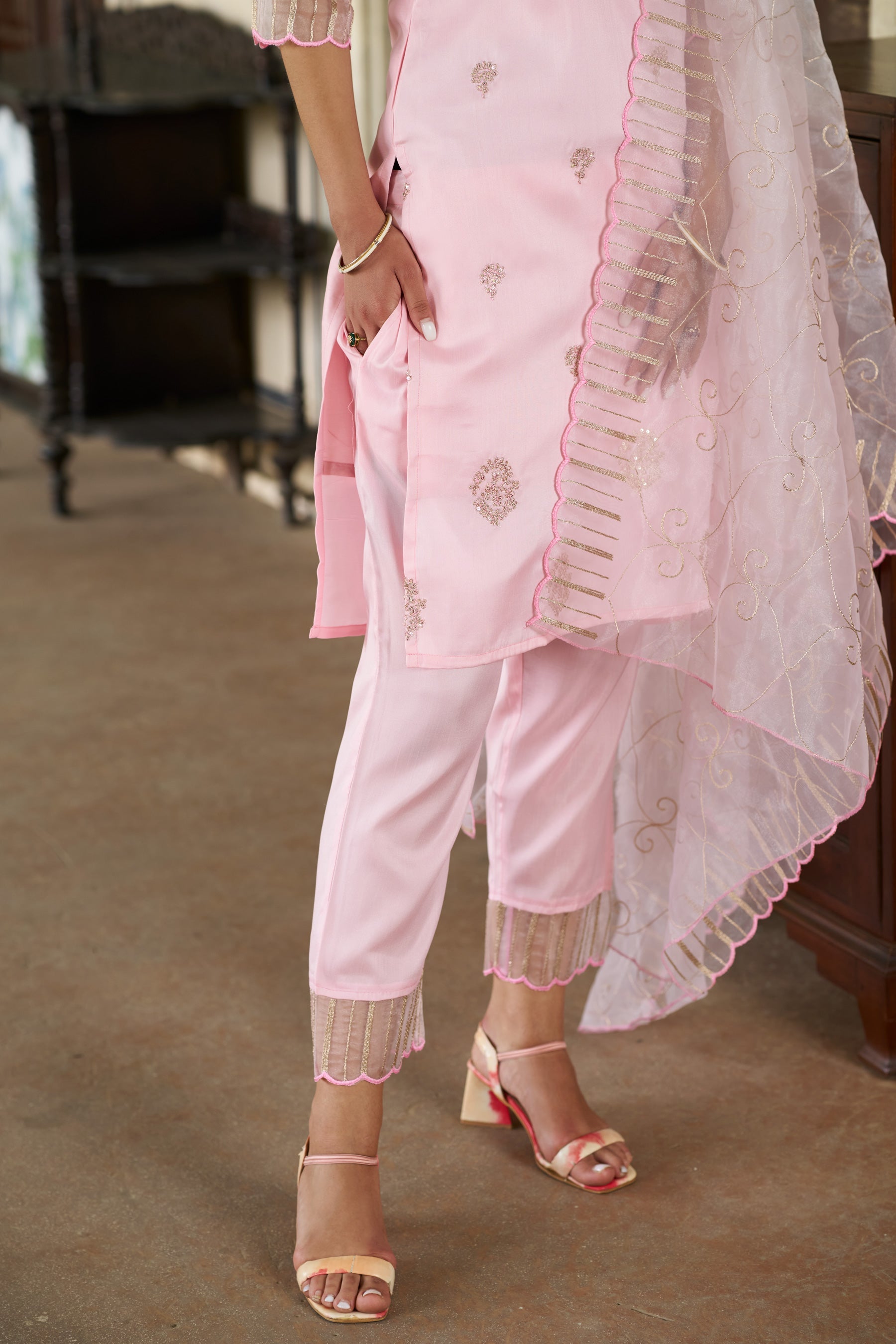 Chetna Silk Blend High Neck Kurta and Trousers Pant Set - FitVibe Fashion