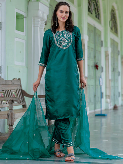 Muskan Silk Blend Embroidered Kurta Set with Dupatta - FitVibe Fashion