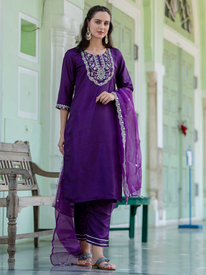Dhara Silk Blend Embroidered Kurta Set with Dupatta - FitVibe Fashion