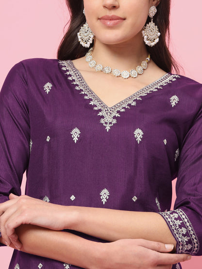 Saanjh  Silk Blend Kurta and Trouser Set with Organza Dupatta - FitVibe Fashion