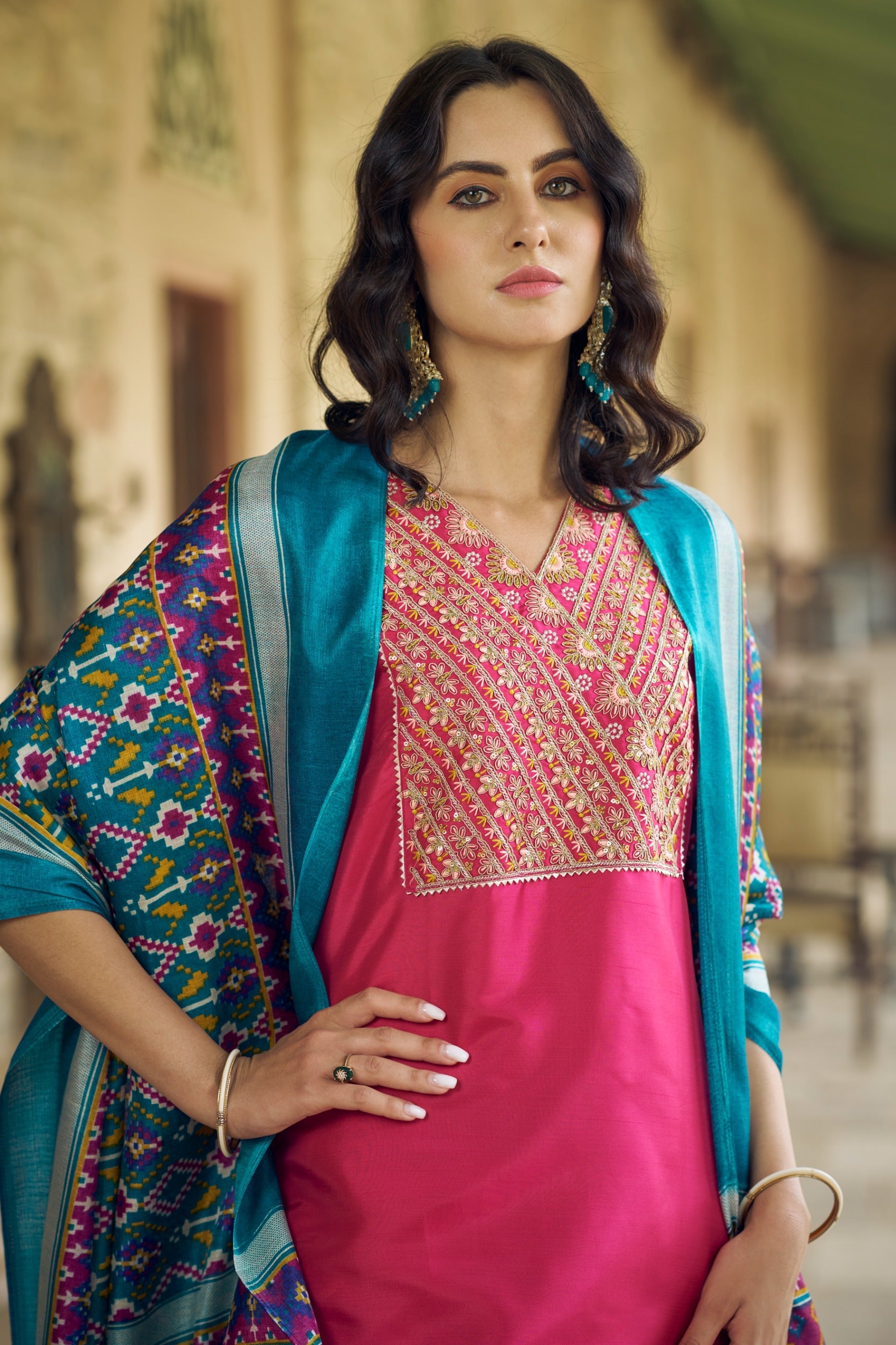 Meherbaan  Women Kurta and Trousers Pant Set Silk Blend - FitVibe Fashion