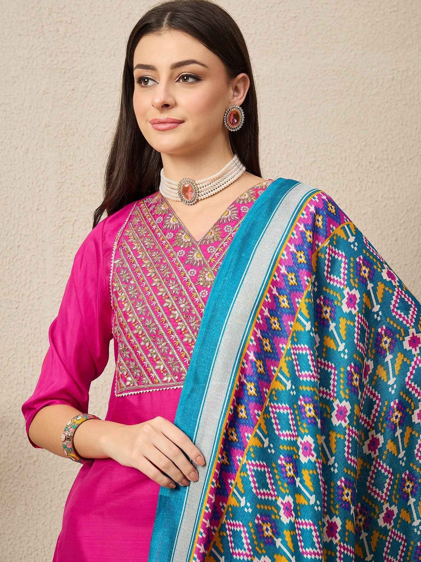 Aabha pink Women Kurta and Trousers Pant Set