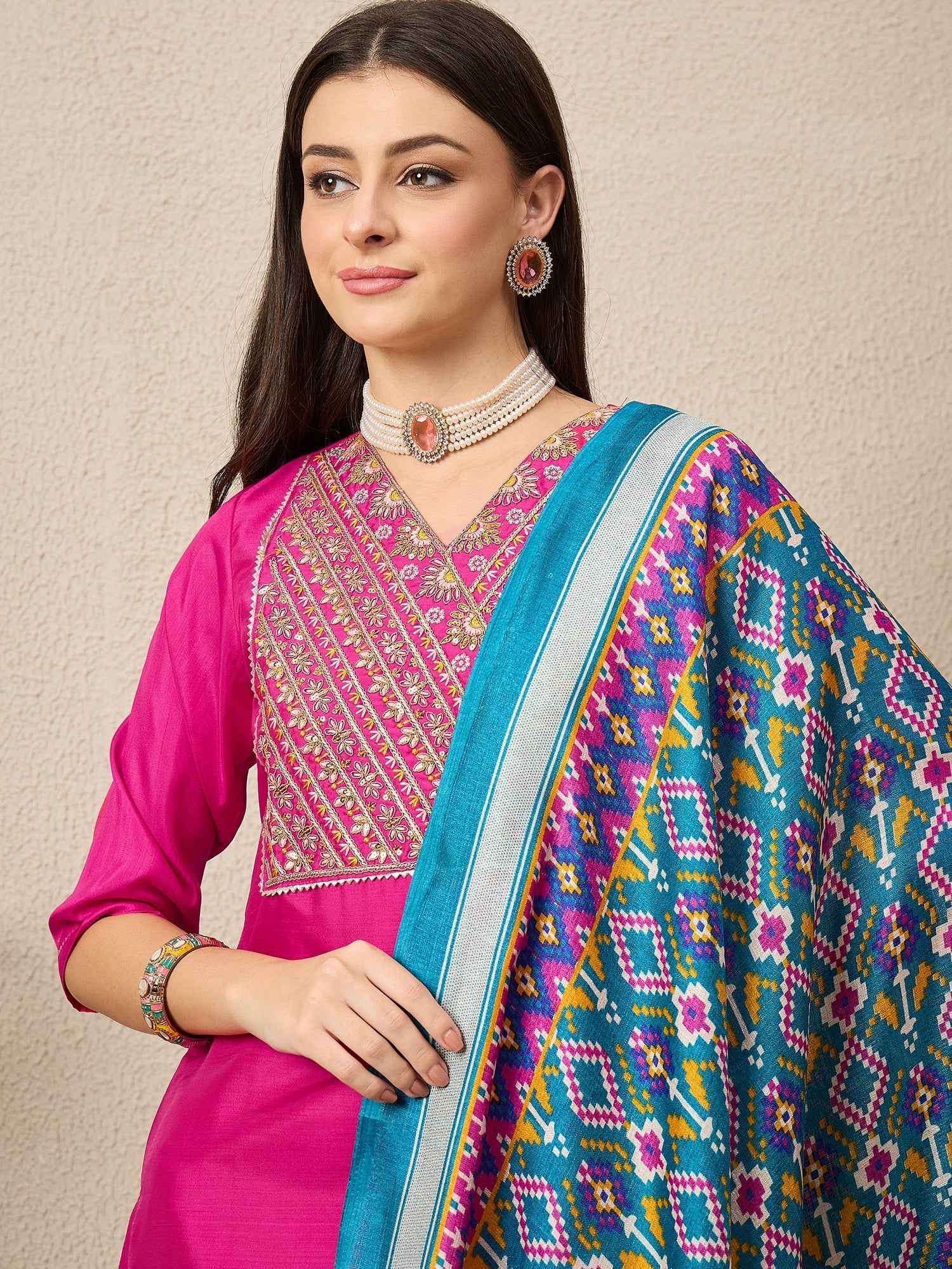 Aabha pink Women Kurta and Trousers Pant Set