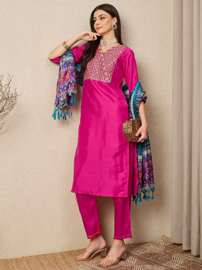 Aabha pink Women Kurta and Trousers Pant Set