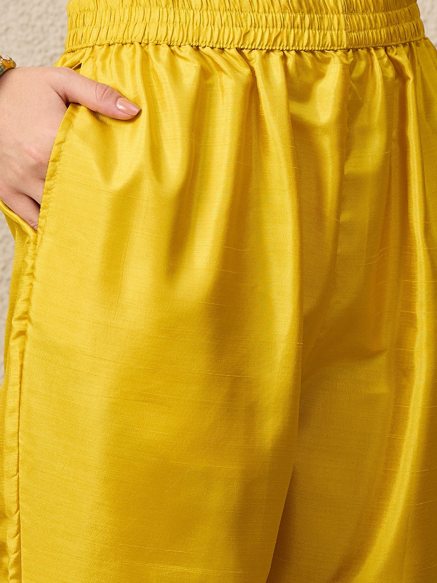 Sonali Women Kurta and Trousers Pant Set - FitVibe Fashion