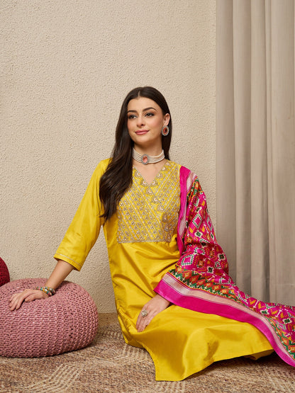 Sonali Women Kurta and Trousers Pant Set - FitVibe Fashion