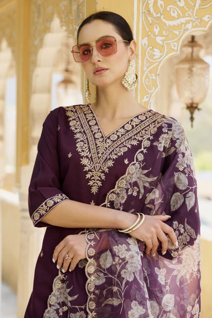 Sanskruti Embroidered Silk Blend Straight Suit With Dupatta - FitVibe Fashion