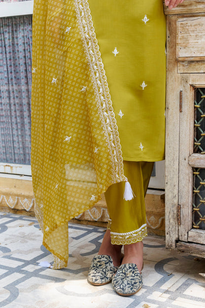 Tridevi Embroidered Silk Blend Straight Suit With Dupatta - FitVibe Fashion