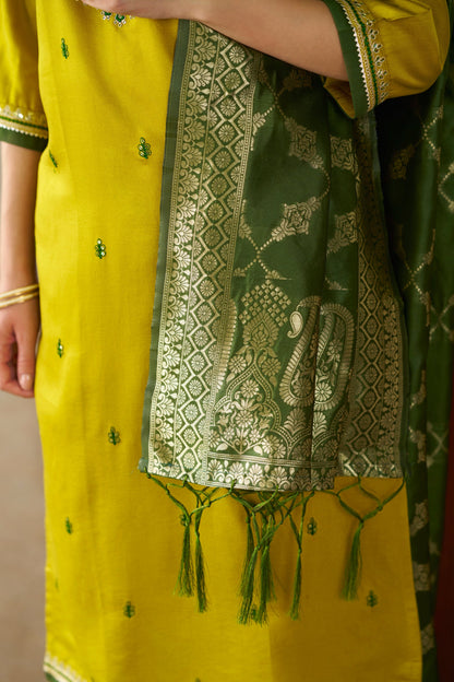 Reedhima Lemon Silk Blend Kurta With Dupatta Set - FitVibe Fashion