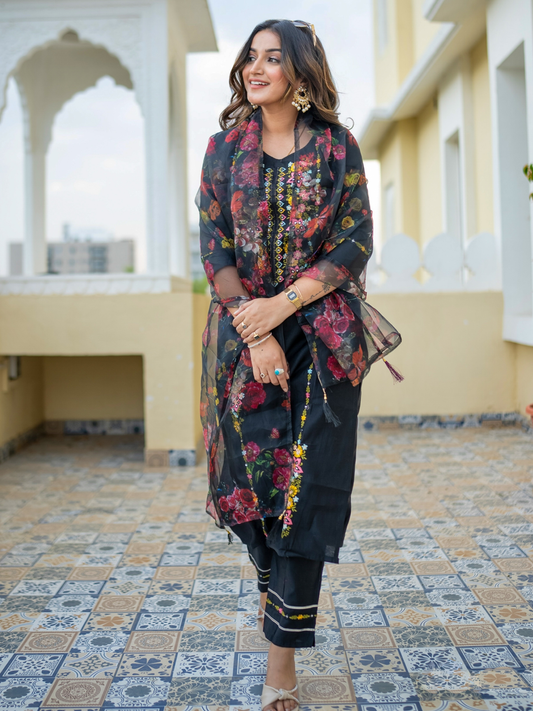 Vrishti Women Kurta and Pant Sets Viscose Rayon Fabric - FitVibe Fashion