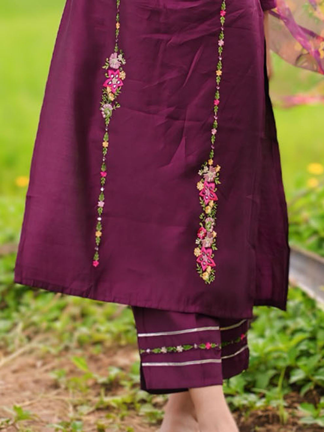 Harita Women Kurta and Pant Sets Viscose Rayon Fabric - FitVibe Fashion