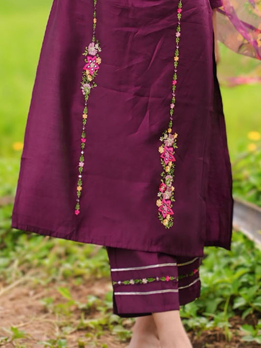 Harita Women Kurta and Pant Sets Viscose Rayon Fabric - FitVibe Fashion