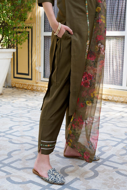 Noor Women Kurta and Pant Sets Viscose Rayon Fabric - FitVibe Fashion