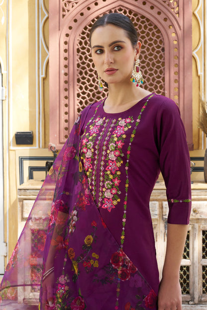 Kavya Women Kurta and Pant Sets Viscose Rayon Fabric - FitVibe Fashion